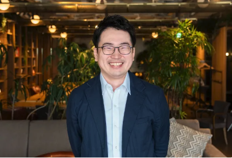 株式会社Helpfeel 秋山さん